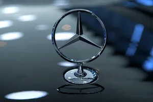 Автогигант берется за оружие