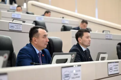 Жогорку Кенеш отклонил проекты законов о создании СЭЗ «Международный финансовый центр Джалал-Абад»
