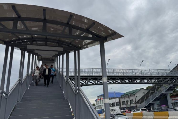 Two new pedestrian overpasses opened in Bishkek