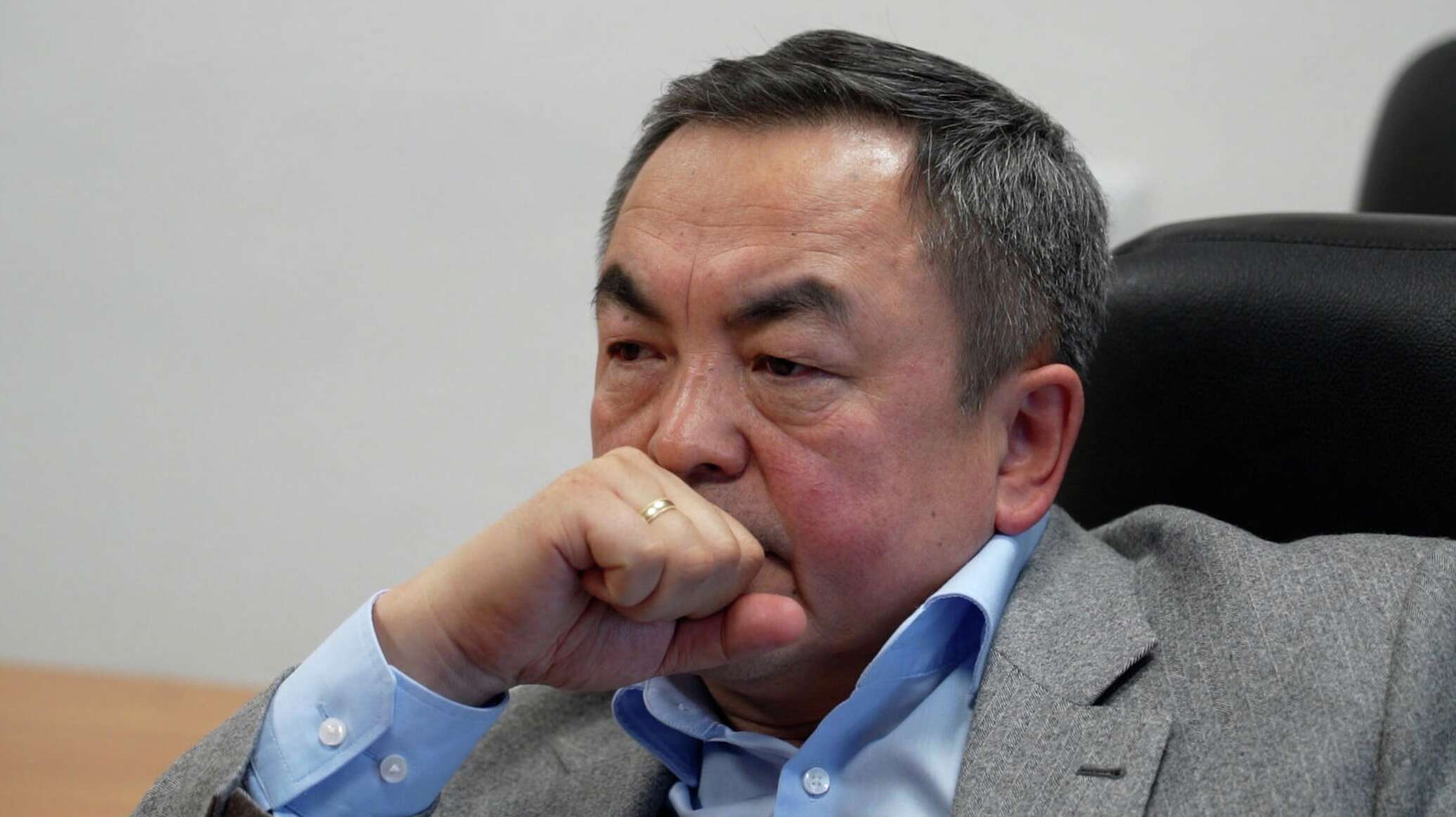 Жапаров рассказал о кресле бывшего управляющего "Кумтора" Болтурука за $6 тыс.