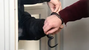 В Сурхандарье мужчина обещал устроить знакомого в госорганы за 4 тысячи долларов