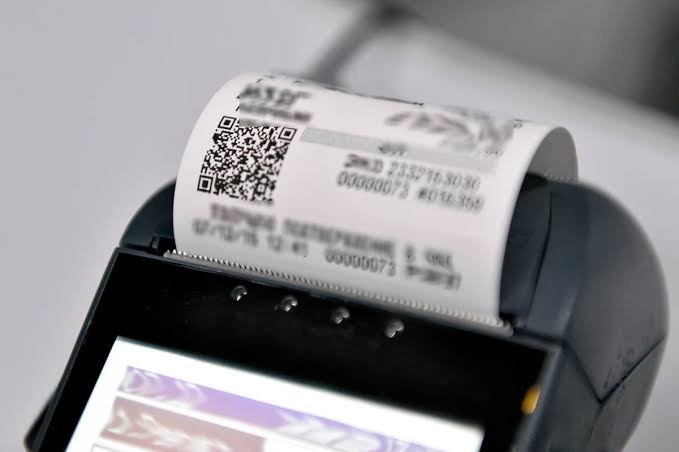 В Азербайджане потребителям вернули более 122 млн манатов НДС