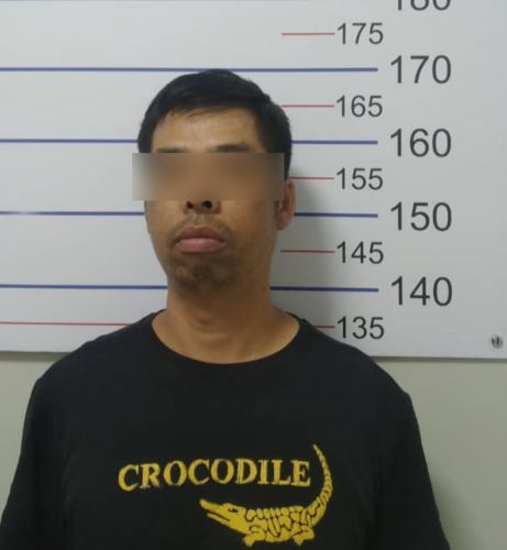 Foreigner detained in Bishkek for bribing police officer with 100,000 soms
