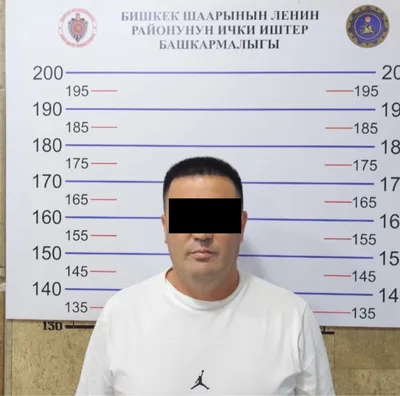 В Бишкеке мужчина переоформил чужую квартиру на себя и продал ее