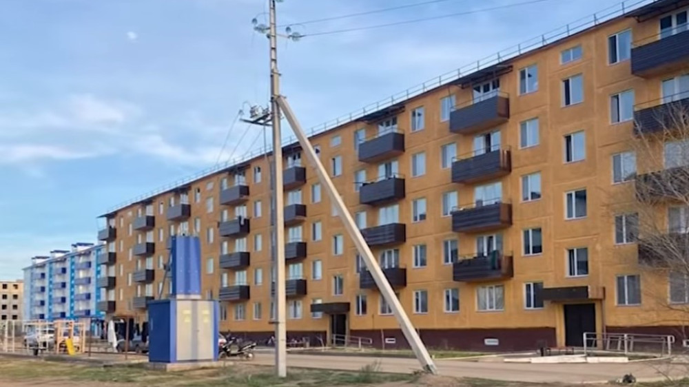 “Жить здесь невозможно“. Получившие квартиры по госпрограмме семьи попросили их выселить