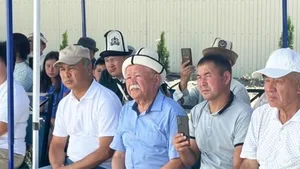В Джети-Огузе открыли логистический комплекс на 200 тонн фруктов