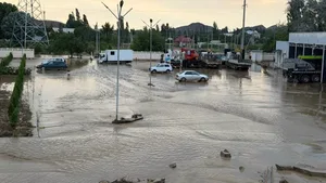 Садыр Жапаров поручил оперативно ликвидировать последствия селей в Баткенской области и оказать помощь пострадавшим