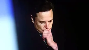 Надолго ли? Илон Маск утратил статус триллионера