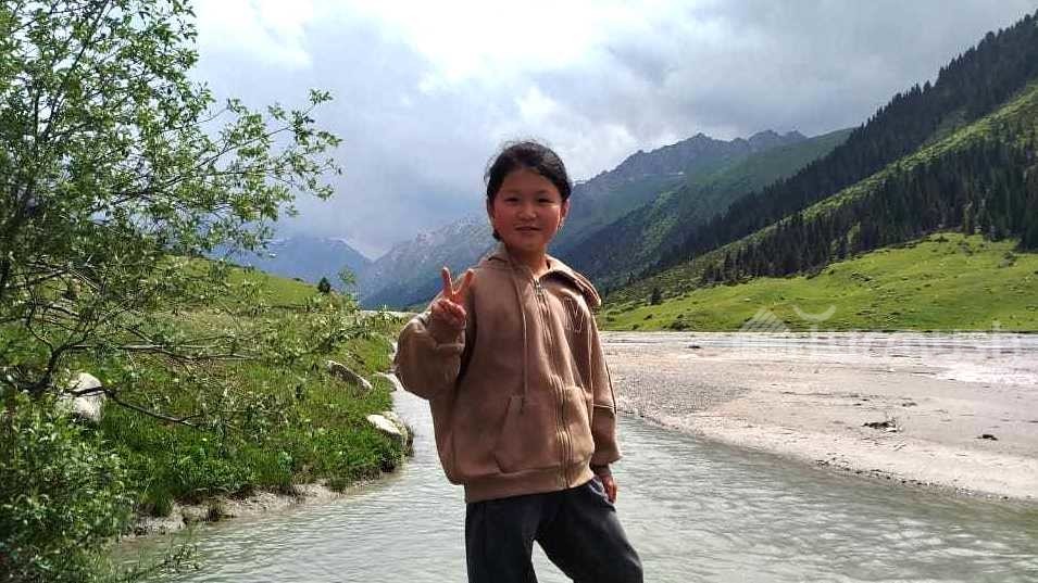 Молодые таланты: 9-летняя жительница Каракола мечтает стать выдающейся мастерицей вышивки
