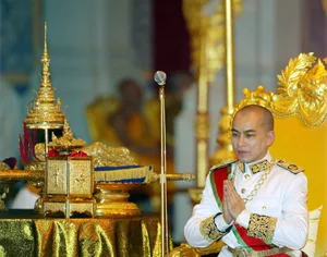 Король Камбоджи поздравил Президента Ильхама Алиева
