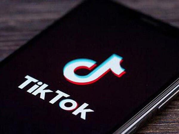 В школах Азербайджана заблокирован доступ учеников к TikTok