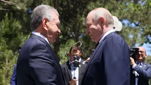 Путин поздравил Мирзиёева с днем рождения