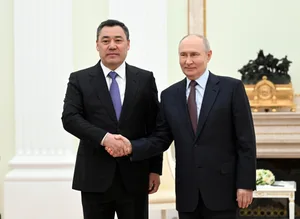 Никто не может вызвать главу суверенного государства — Жапаров о визите в Москву