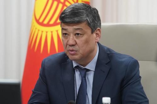 Спецпредставитель президента Бакыт Торобаев провёл совещание в Джалал-Абадской области по инвестпортфелю