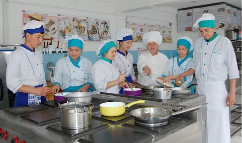 Профлицеи: в КР стремятся готовить конкурентоспособные кадры для рынка труда