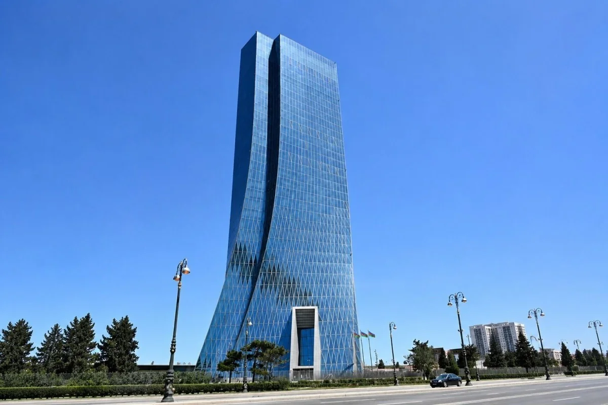 ЦБ Азербайджана пересмотрел прогнозы по инфляции на 2026-2027гг