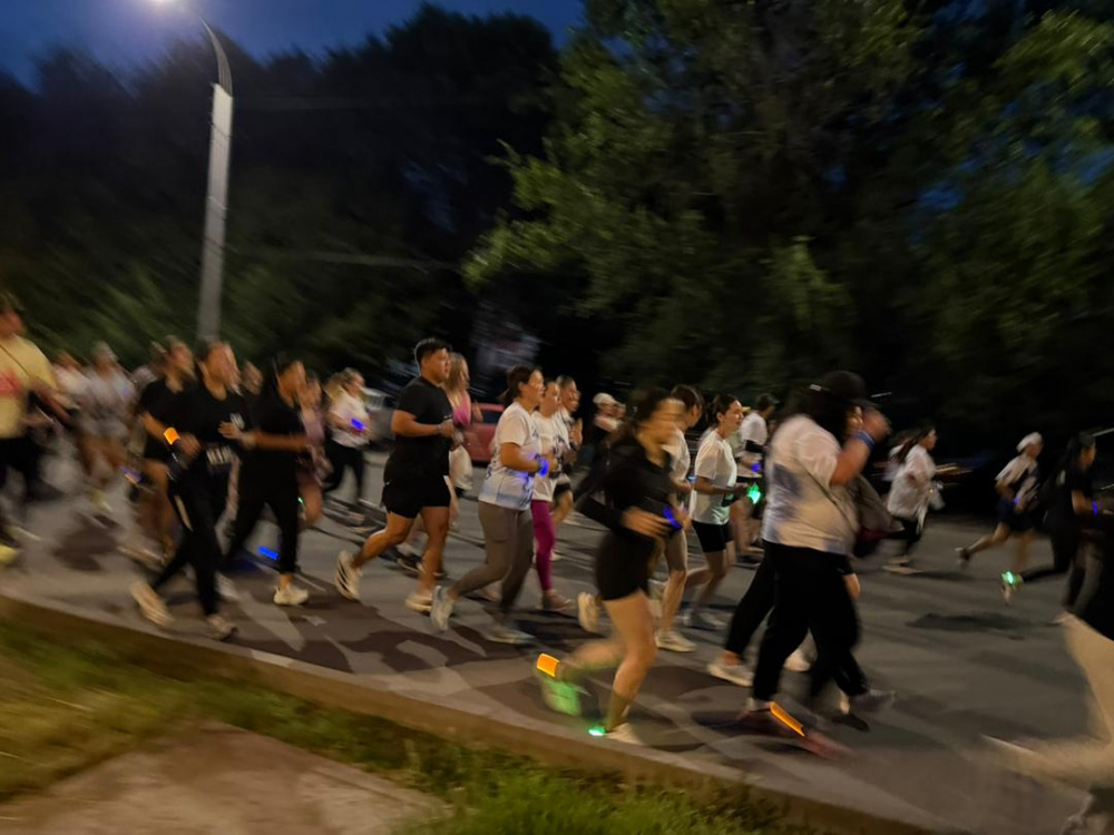 В Бишкеке прошел ночной забег Night Run