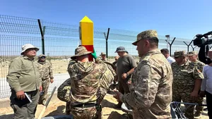 На кыргызско-таджикской границе продолжается установка пограничных знаков