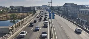 В Баку на некоторых улицах и проспектах наблюдаются пробки