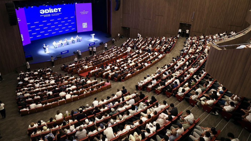 От поддержки фермеров до развития спорта: “Әділет“провела встречи в Туркестанской области