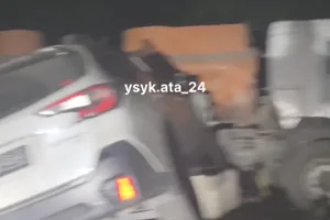 В Канте машина врезалась в водовоз: три человека в тяжелом состоянии