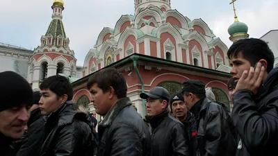 Кому из кыргызстанцев нужно установить приложение "Амина" для учета в Москве