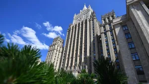 Киев исключил русский язык из списка подлежащих защите. Что заявили в МИД РФ