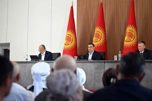 Садыр Жапаров ответил на вопросы жителей Жумгальского района Нарынской области