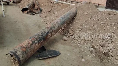 В селе Кызыл-Тоо Узгенского района изношены водопроводные трубы, что создает проблемы местным жителям