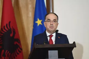 Кыргызстан с официальным визитом посетит президент Албании