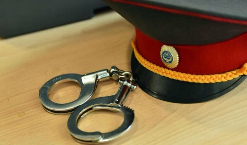 С поличным задержали трех милиционеров