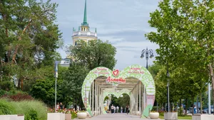 Ждём 25 тысяч туристов. Акимат Алматы запускает рекламу города для 13 стран