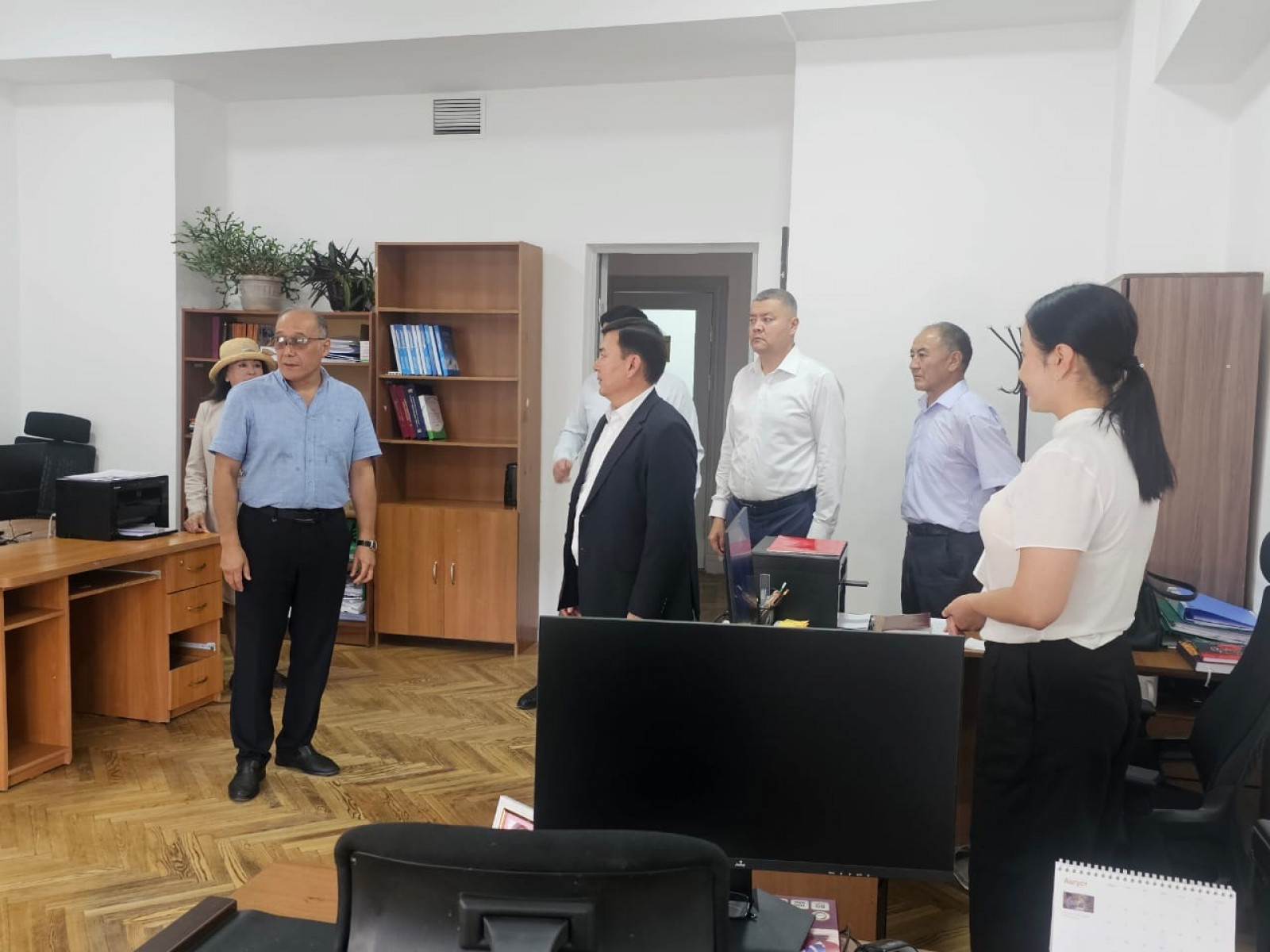 В кабмине обсудили меры по развитию и продвижению кыргызского языка