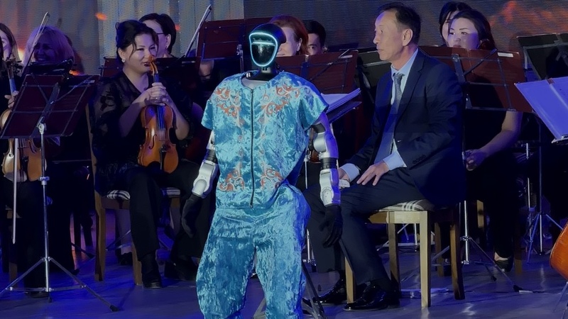 Humanoid robots take the stage at SCO Film Festival opening in Kyrgyzstan