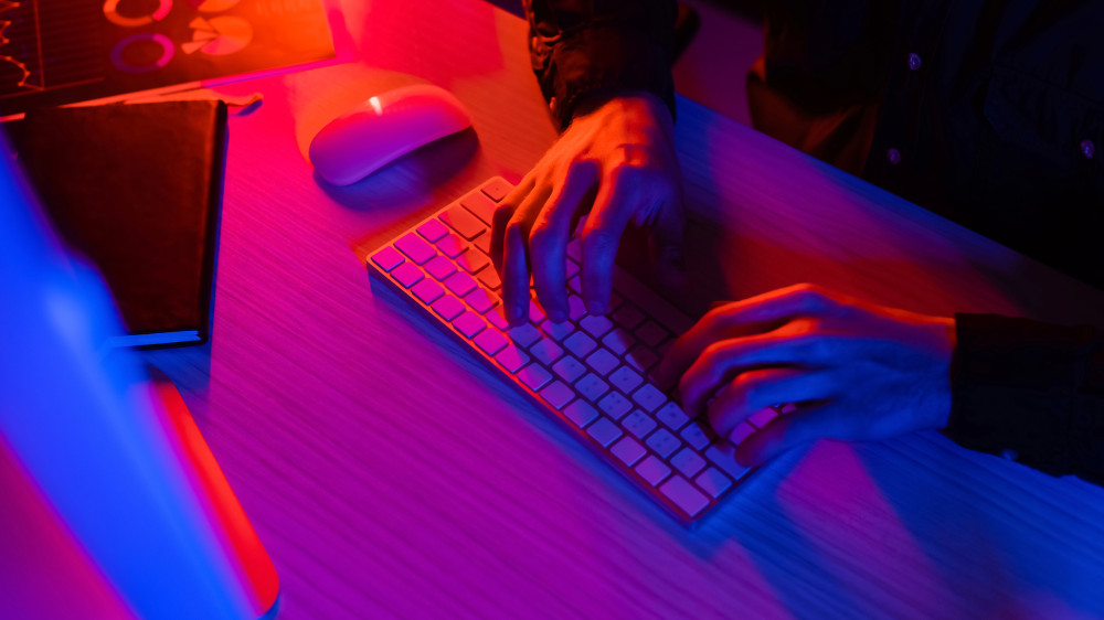 ИИН, адреса и телефоны – данные 16 миллионов казахстанцев могли продать в Darknet