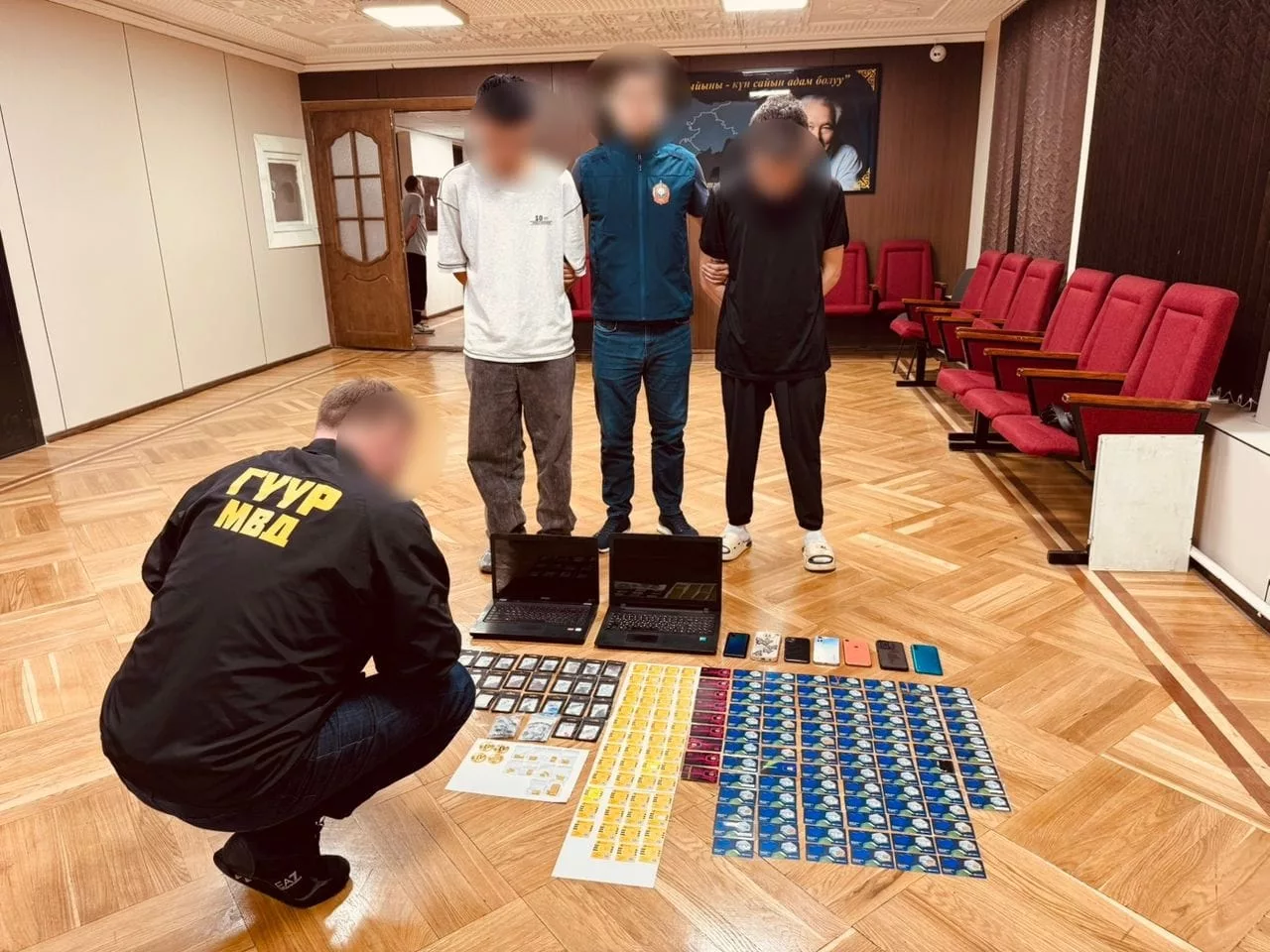 Задержаны активатор SIM-карт и дропер, причастные к мошенничеству на 7,8 млн сомов