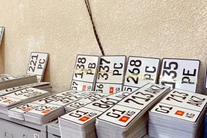 Доходы госбюджета от регистрации автомобилей выросли на 65% в январе-апреле