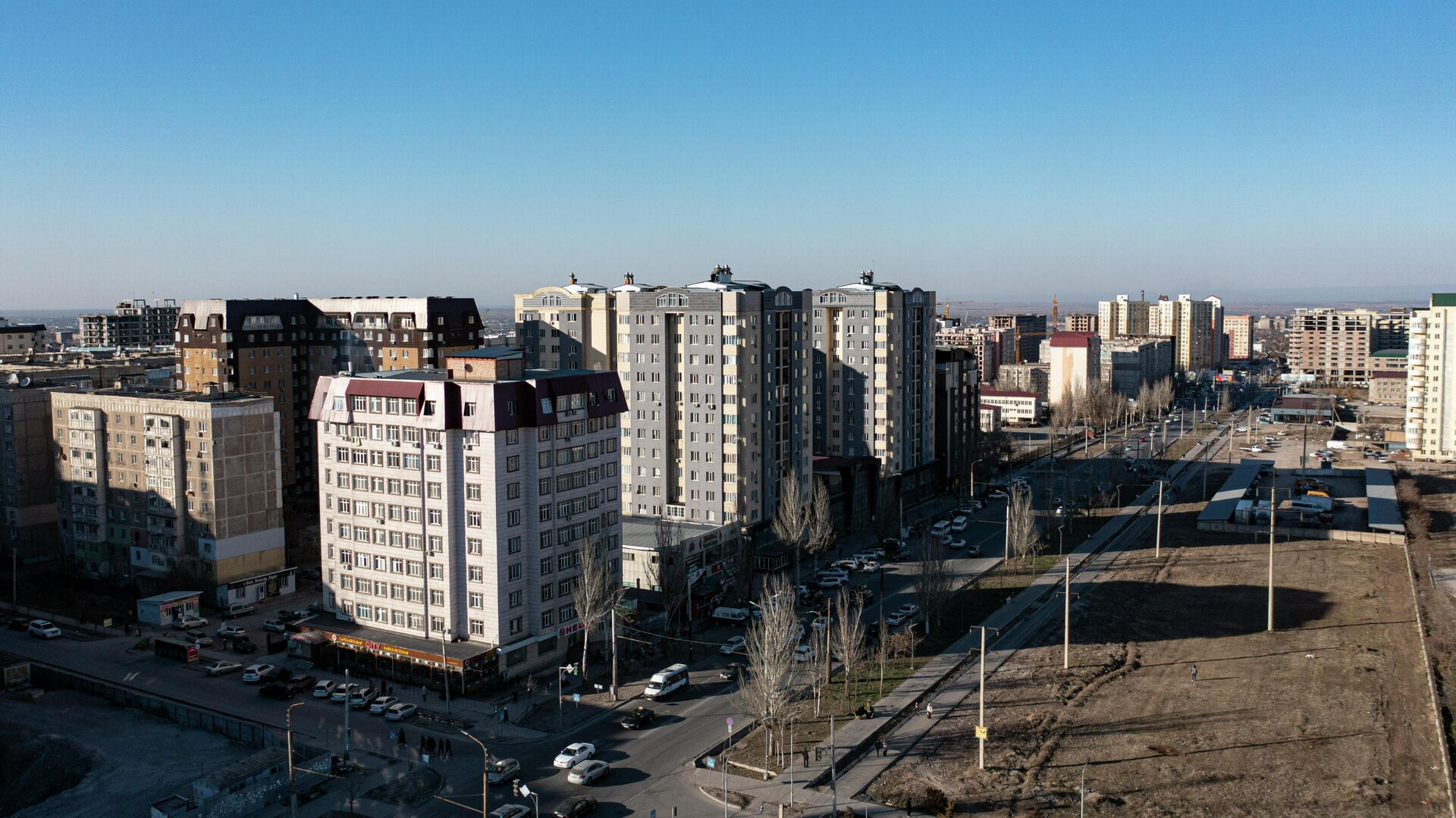 Мэрия Бишкека предложила застройщикам выкупить арендованные участки под многоэтажками