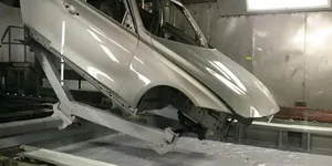 Кабмин продлил временный запрет на ввоз кузовов автомобилей в Кыргызстан