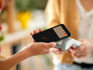 Mastercard совместно с банками запускает Apple Pay для клиентов в Кыргызстане