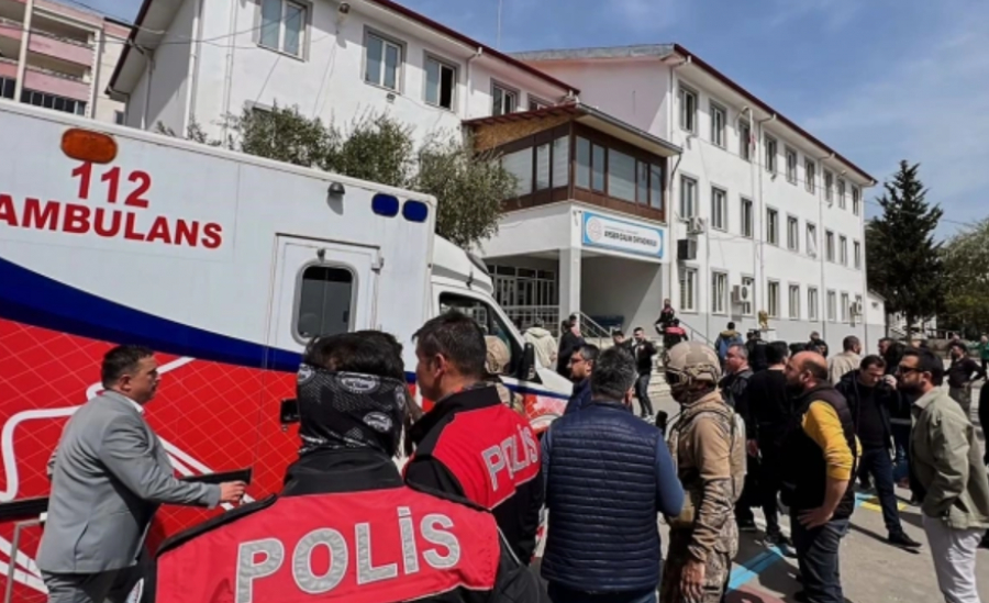 В Турции после двух случаев стрельбы в школах задержали 162 человека