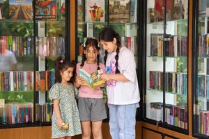 В центре Шуши открылся первый «Книжный павильон» под открытым небом (ФОТО)