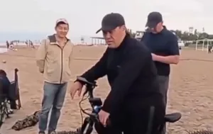 Рыбаки пожаловались Жапарову на дорогую рыбалку. Президент сразу дал поручение (видео)