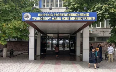 Министр транспорта Солтобаев проверил дорожное строительство в Жалал-Абадской области