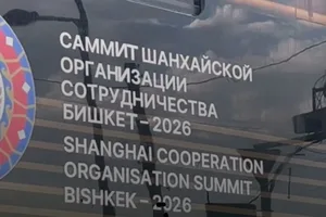 Бишкек превратился в "Бишкет"? Мэрия опровергла фото с ошибкой на автобусе (видео)