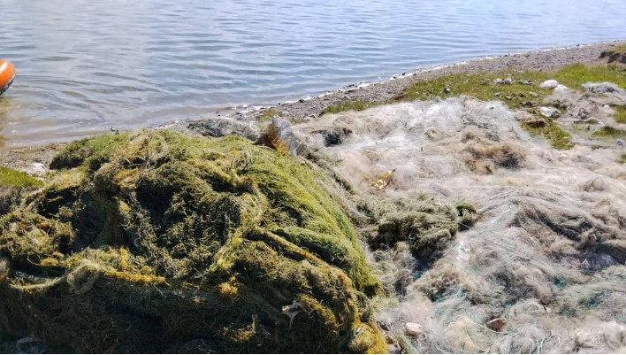 В озере Сон-Куль нашли 37 км незаконно установленных рыболовных сетей (фото)