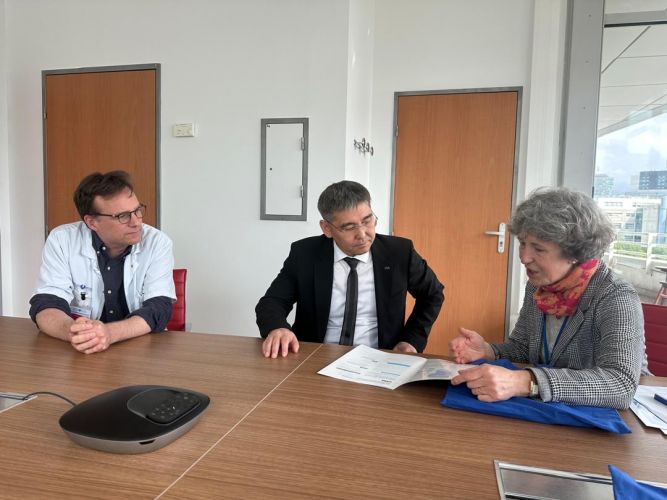 Doctors from Kyrgyzstan to undergo short-term internships at French clinics