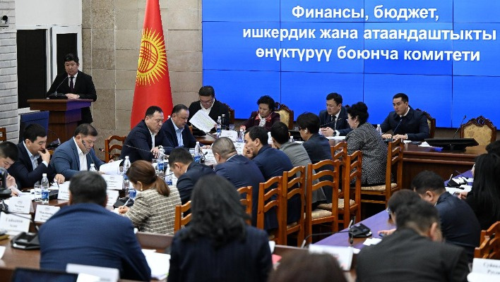 Еще один комитет одобрил введение лицензии для кальянных