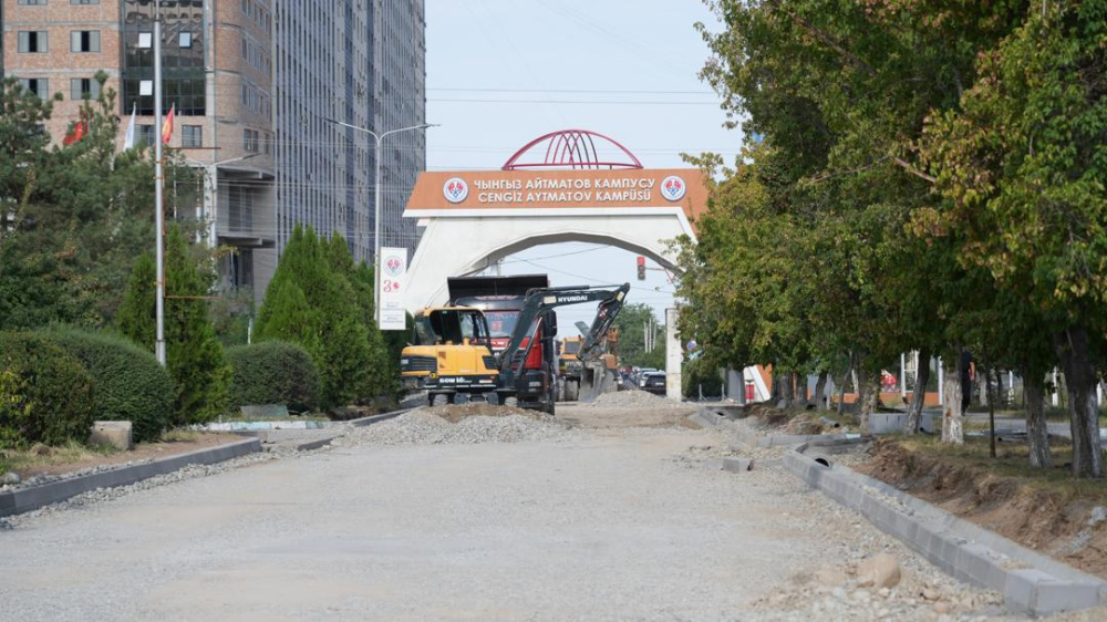 Ремонт дорог в Бишкеке. Мэр поручил заменить подрядчиков на долгостроях