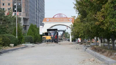 Ремонт дорог в Бишкеке. Мэр поручил заменить подрядчиков на долгостроях